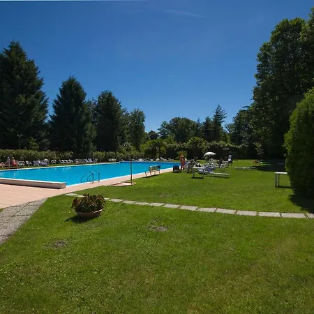 Ferienhaus Sleeps 6 Pool *